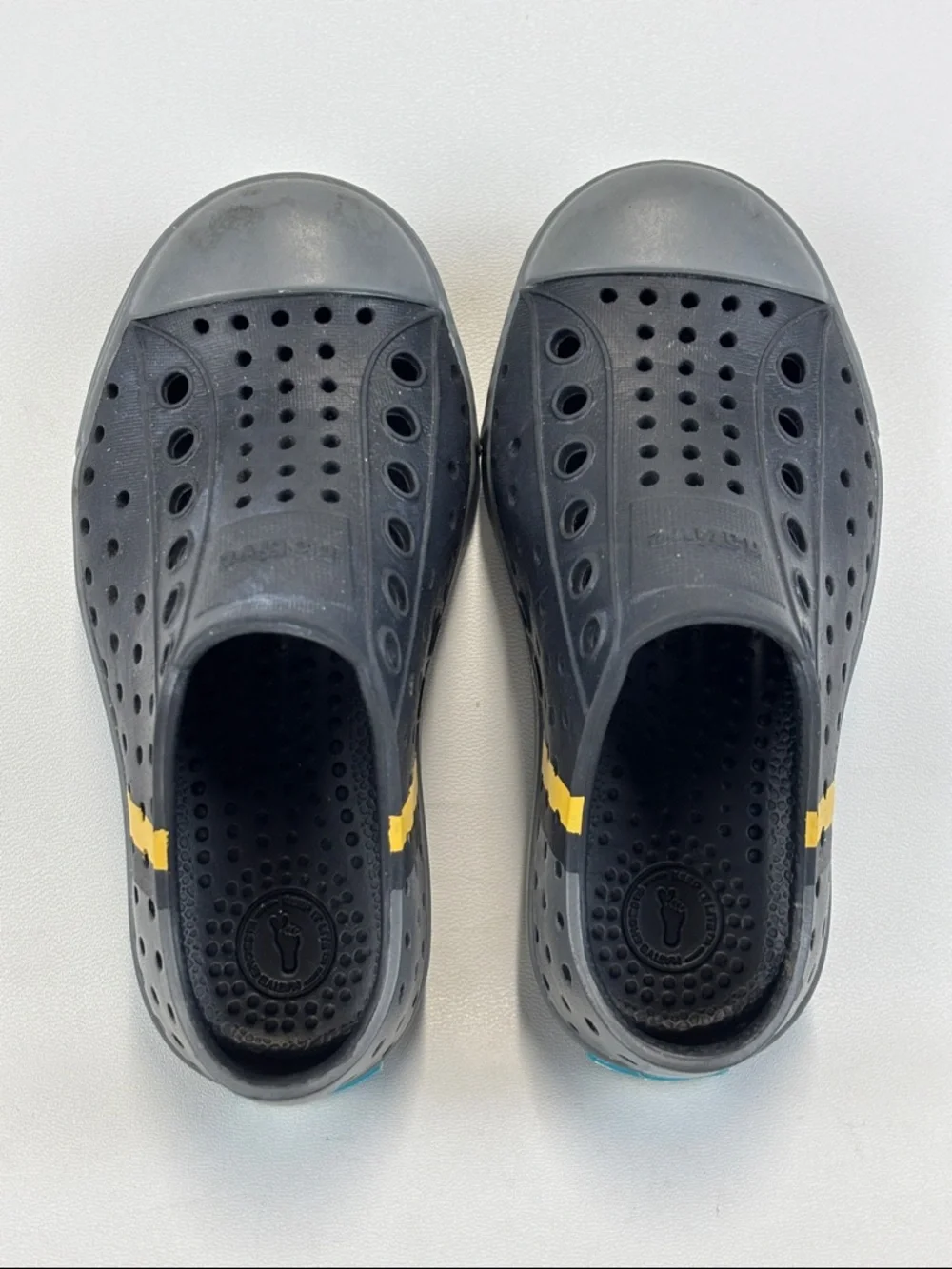 NATIVE Jefferson Block SlipOn Waterproof Sneakers Size C7